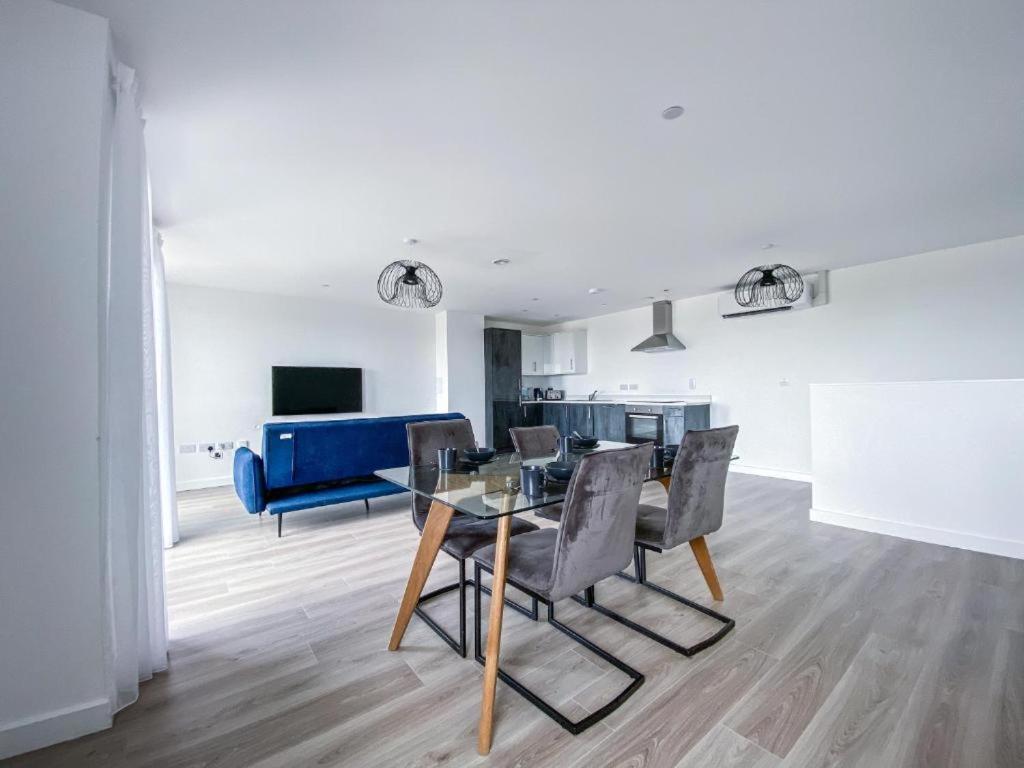 Bayard Plaza Penthouse Apartments Peterborough Exterior foto